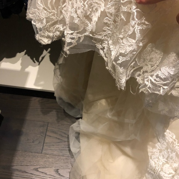 Inbal dror elizabeth gown - Picture 9 of 9